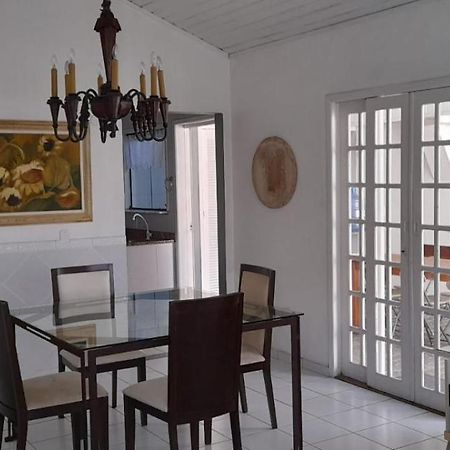 Linda Casa Para Temporada No Pero/Cabo Frio Eksteriør billede